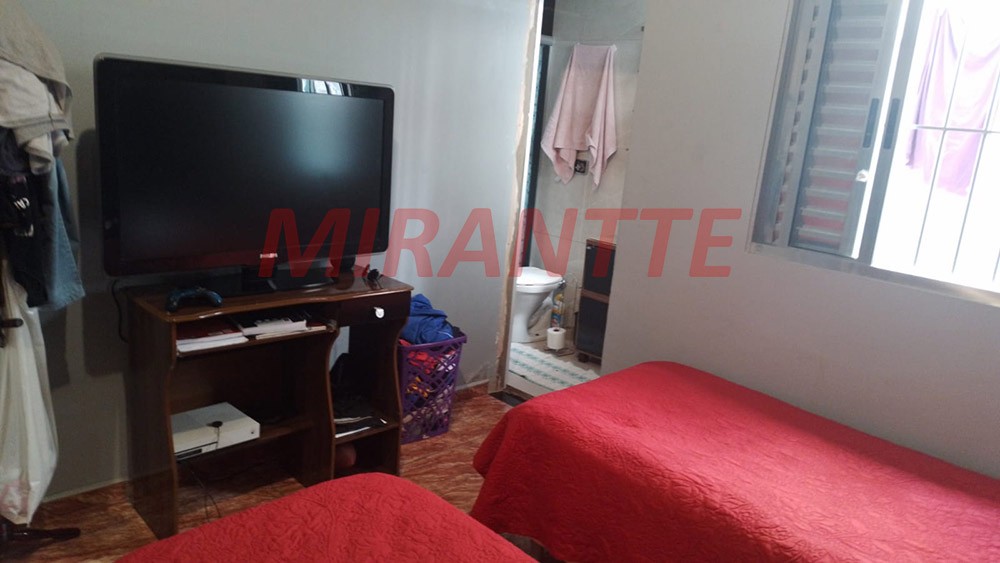 Casa terrea com 4 quartos em Vila Romero