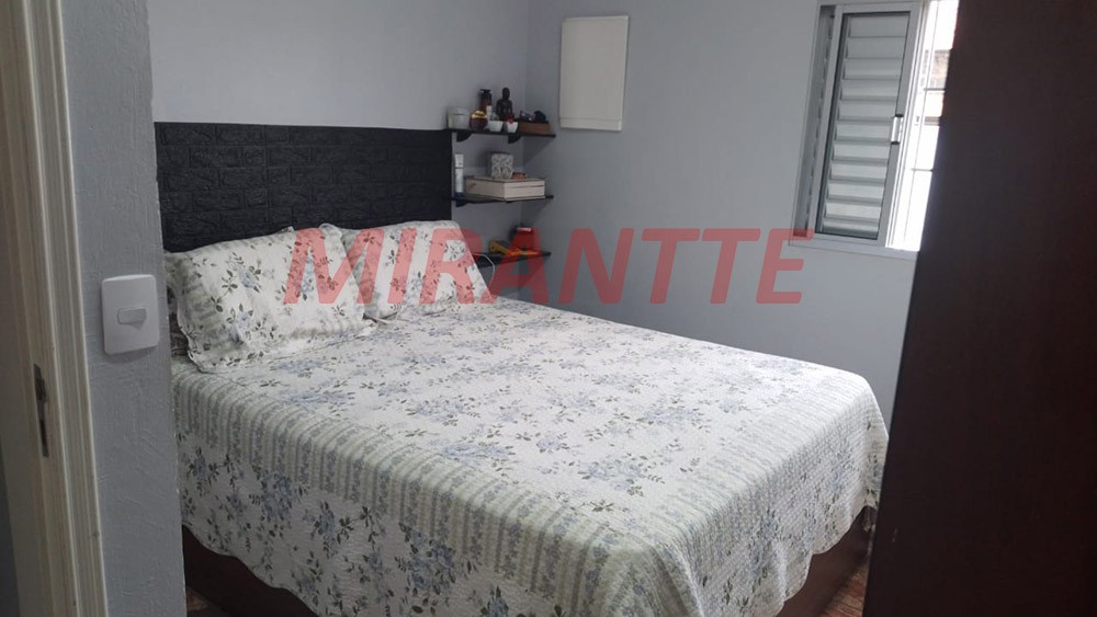 Casa terrea com 4 quartos em Vila Romero