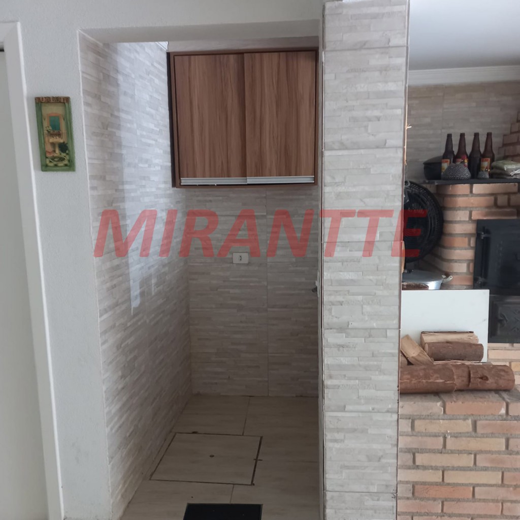 Sobrado de 140m² com 3 quartos em Tremembe