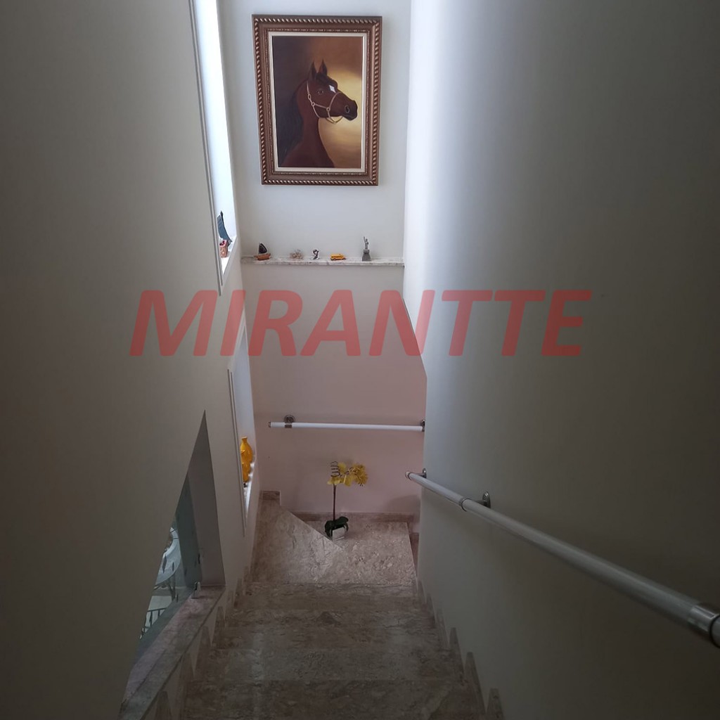 Sobrado de 140m² com 3 quartos em Tremembe