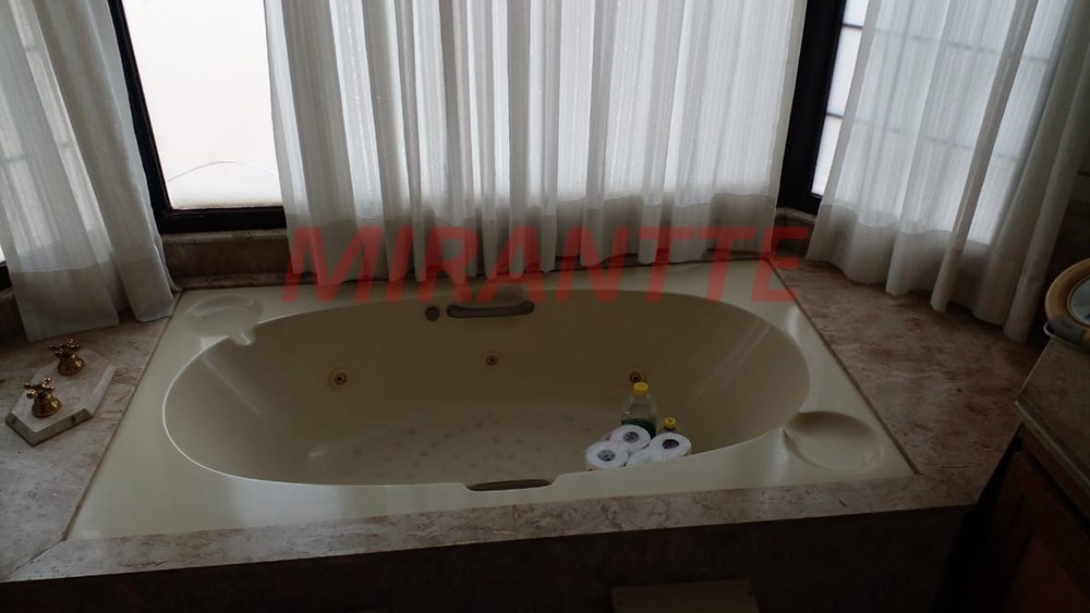 Apartamento com 4 quartos em Alto de Pinheiros