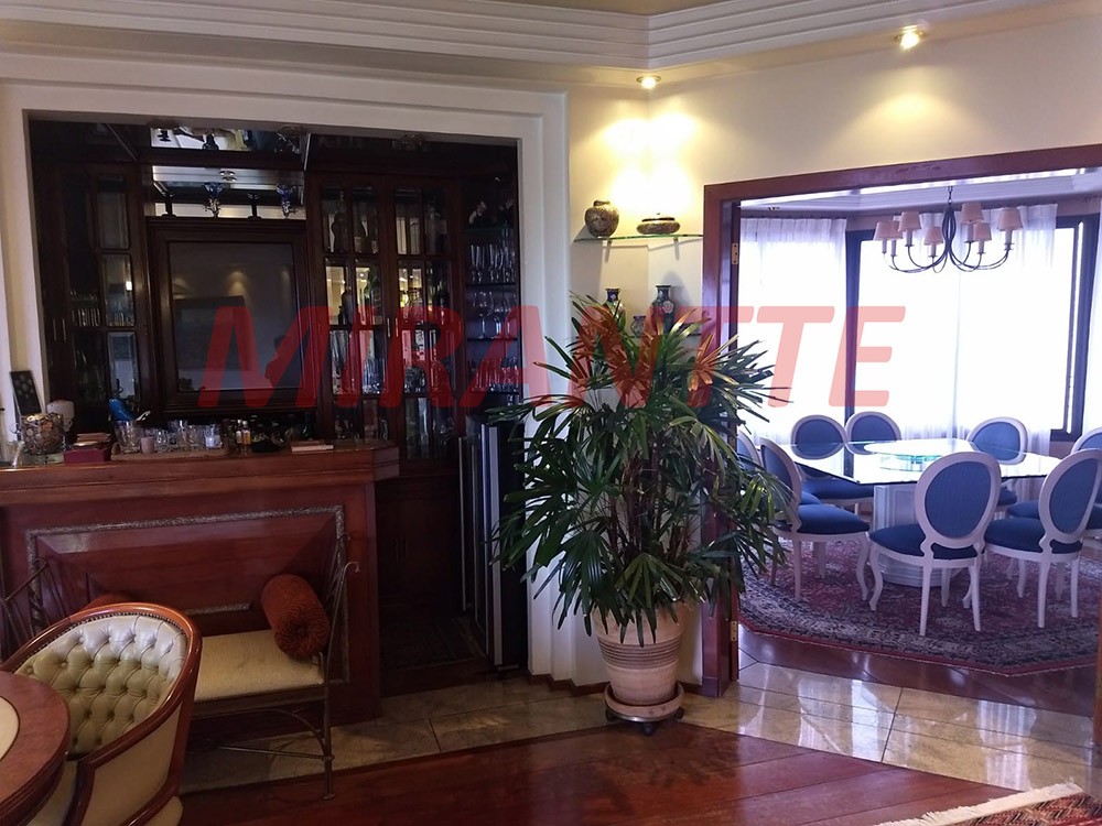 Apartamento com 4 quartos em Alto de Pinheiros