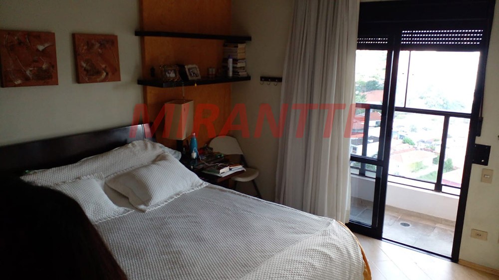 Apartamento com 4 quartos em Alto de Pinheiros