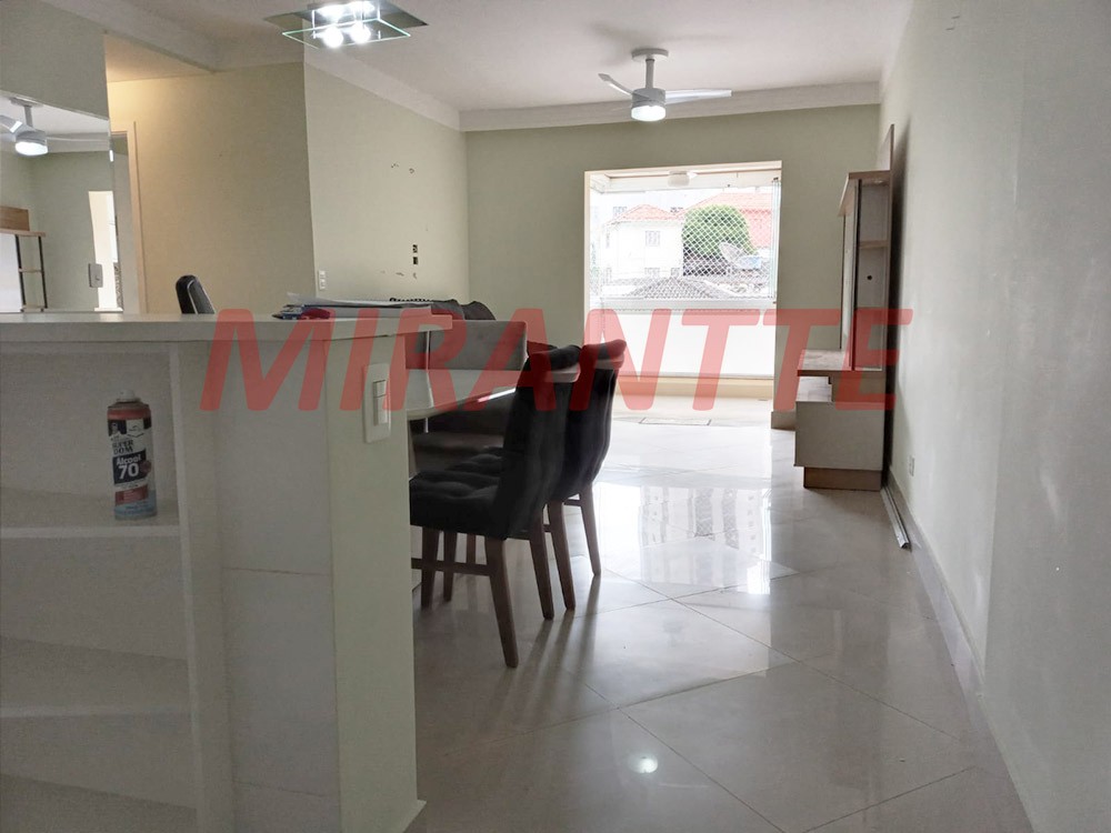 Apartamento de 92m² com 3 quartos em Água Fria