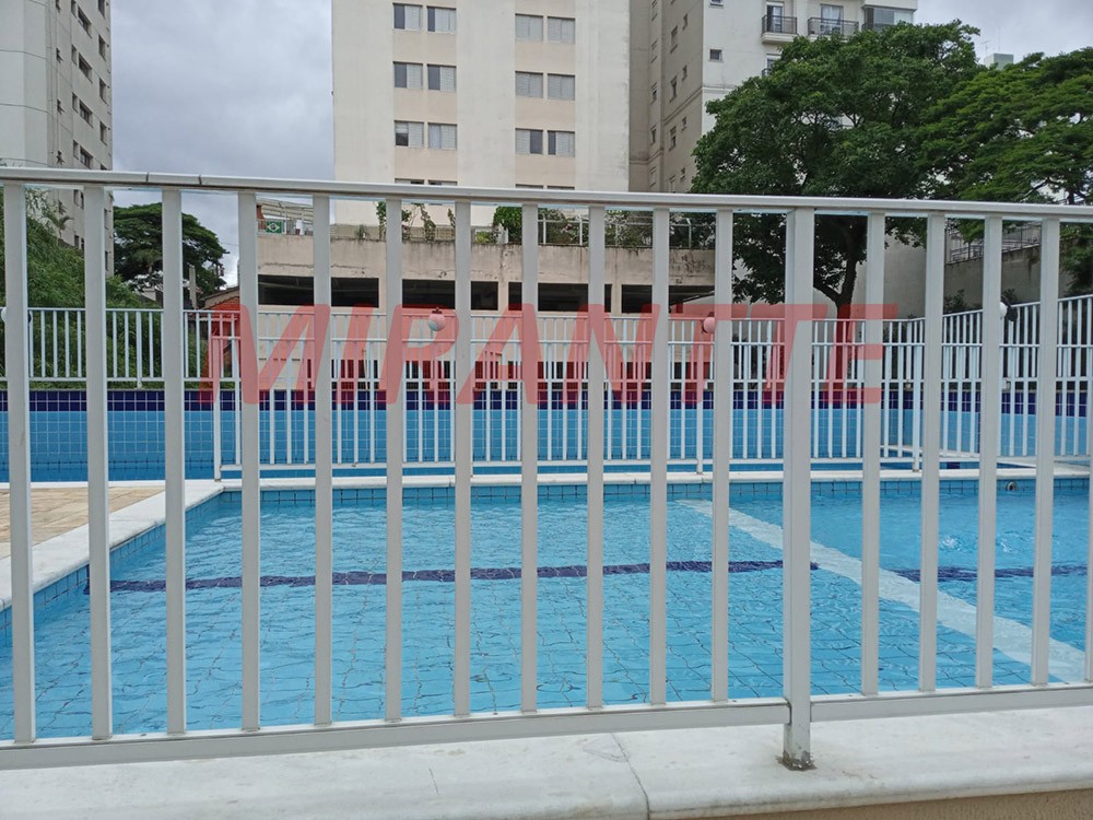 Apartamento de 92m² com 3 quartos em Água Fria