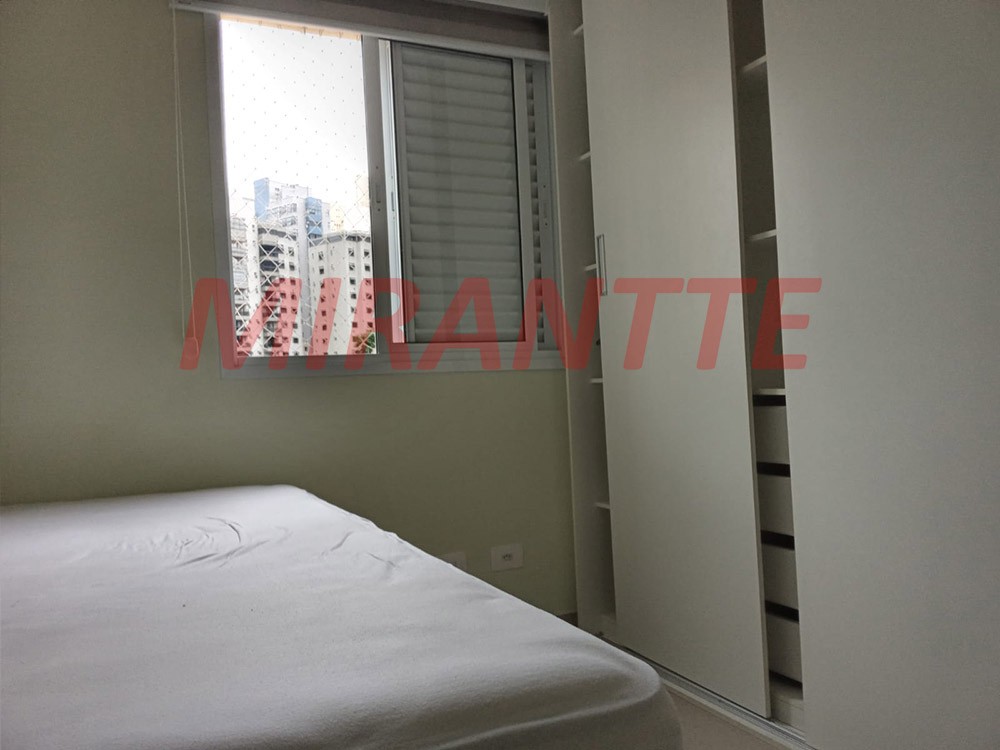 Apartamento de 92m² com 3 quartos em Água Fria