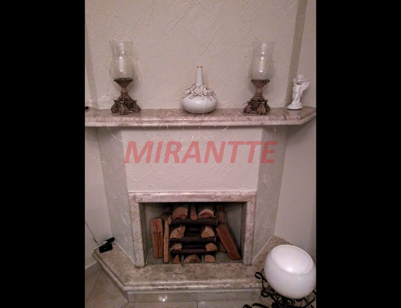Sobrado de 247m² com 4 quartos em Jardim França