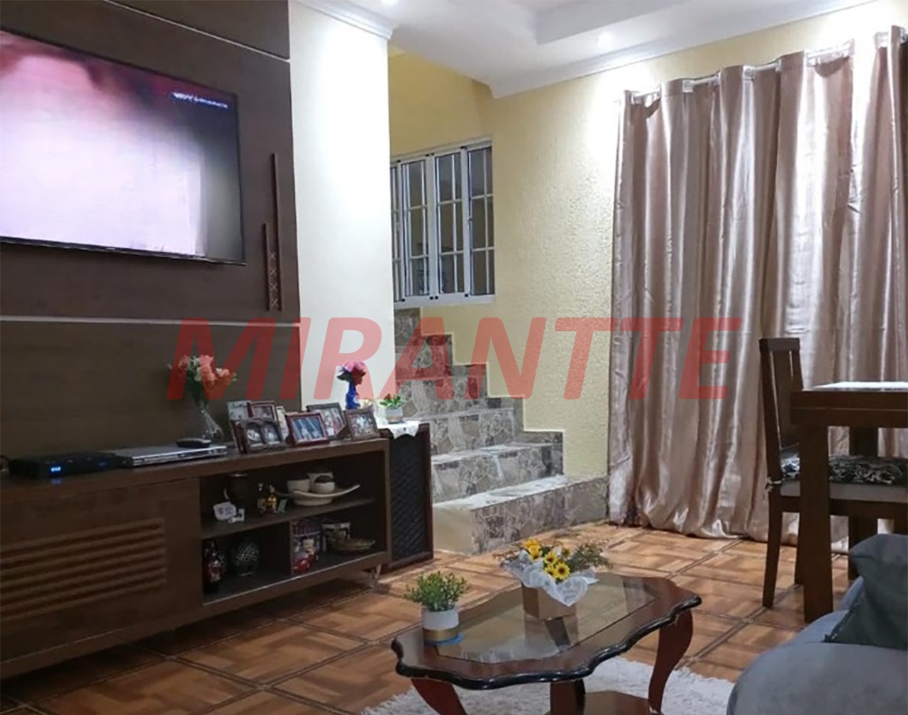 Sobrado de 220m² com 2 quartos em Vila Rica