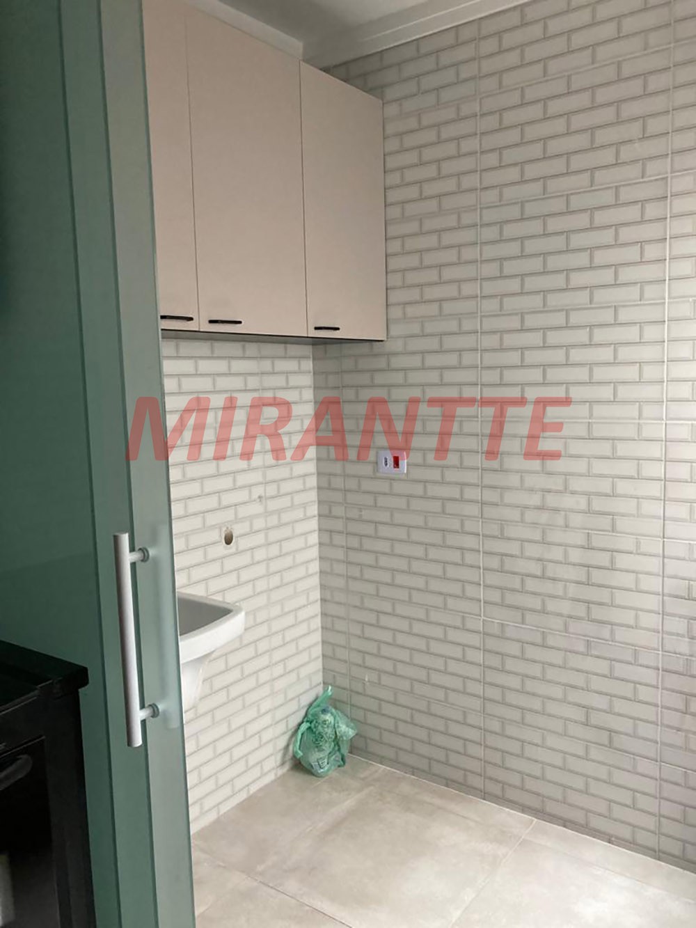 Apartamento de 42m² com 2 quartos em Parada Inglesa