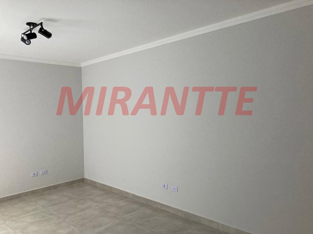 Apartamento de 42m² com 2 quartos em Parada Inglesa