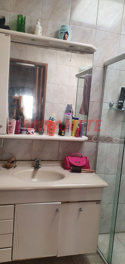 Sobrado de 314m² com 4 quartos em Santana