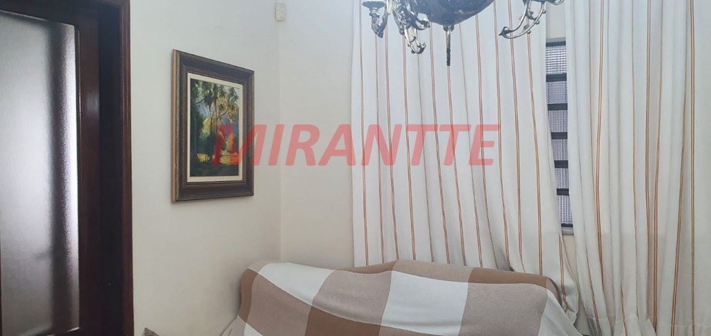 Sobrado de 314m² com 4 quartos em Santana