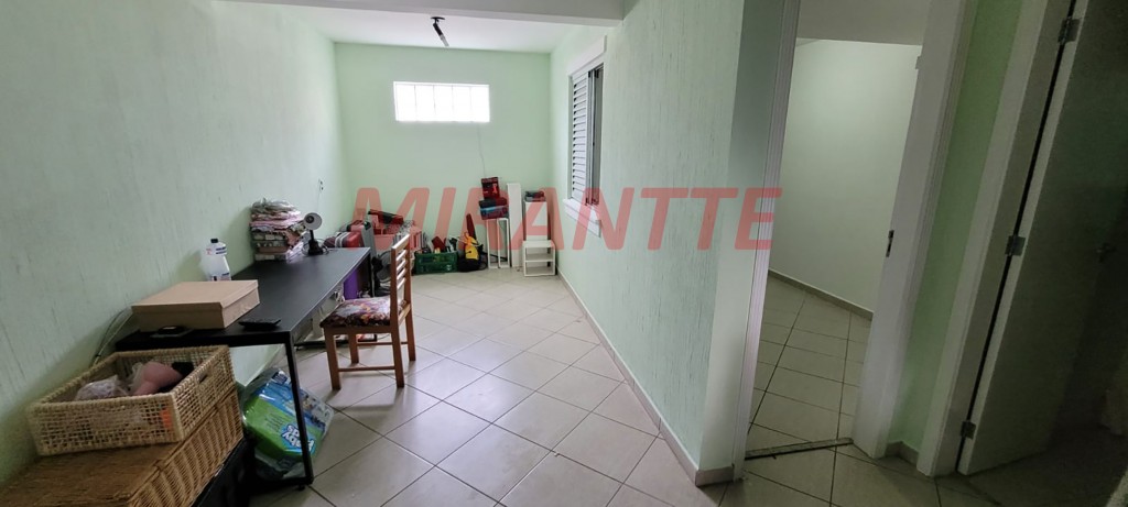 Sobrado de 214m² com 5 quartos em Santa Teresinha