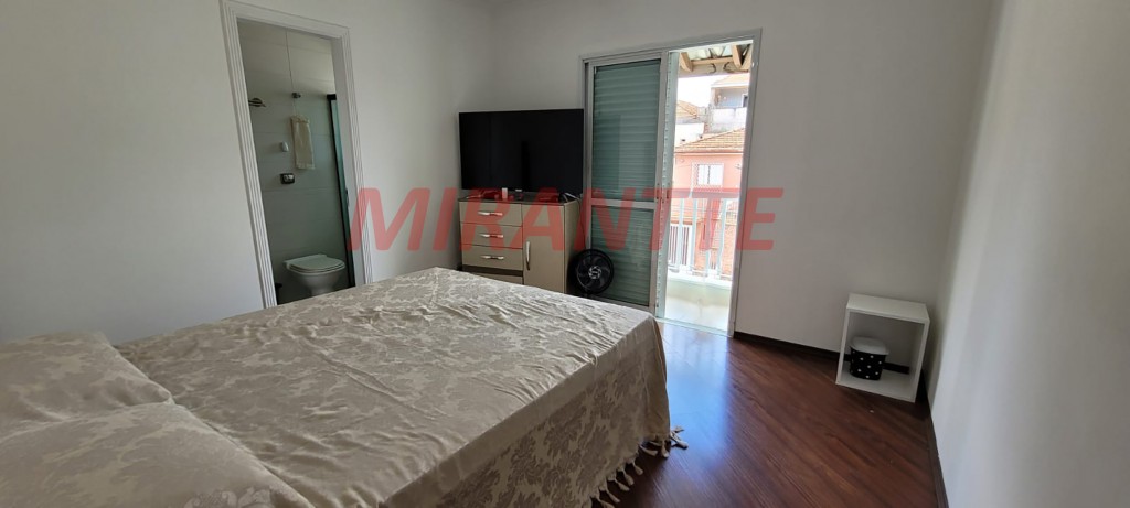 Sobrado de 214m² com 5 quartos em Santa Teresinha