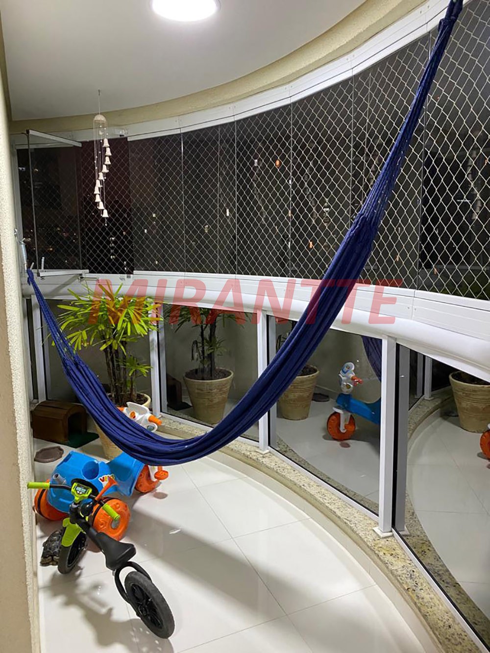 Apartamento de 256m² com 3 quartos em Santa Terezinha