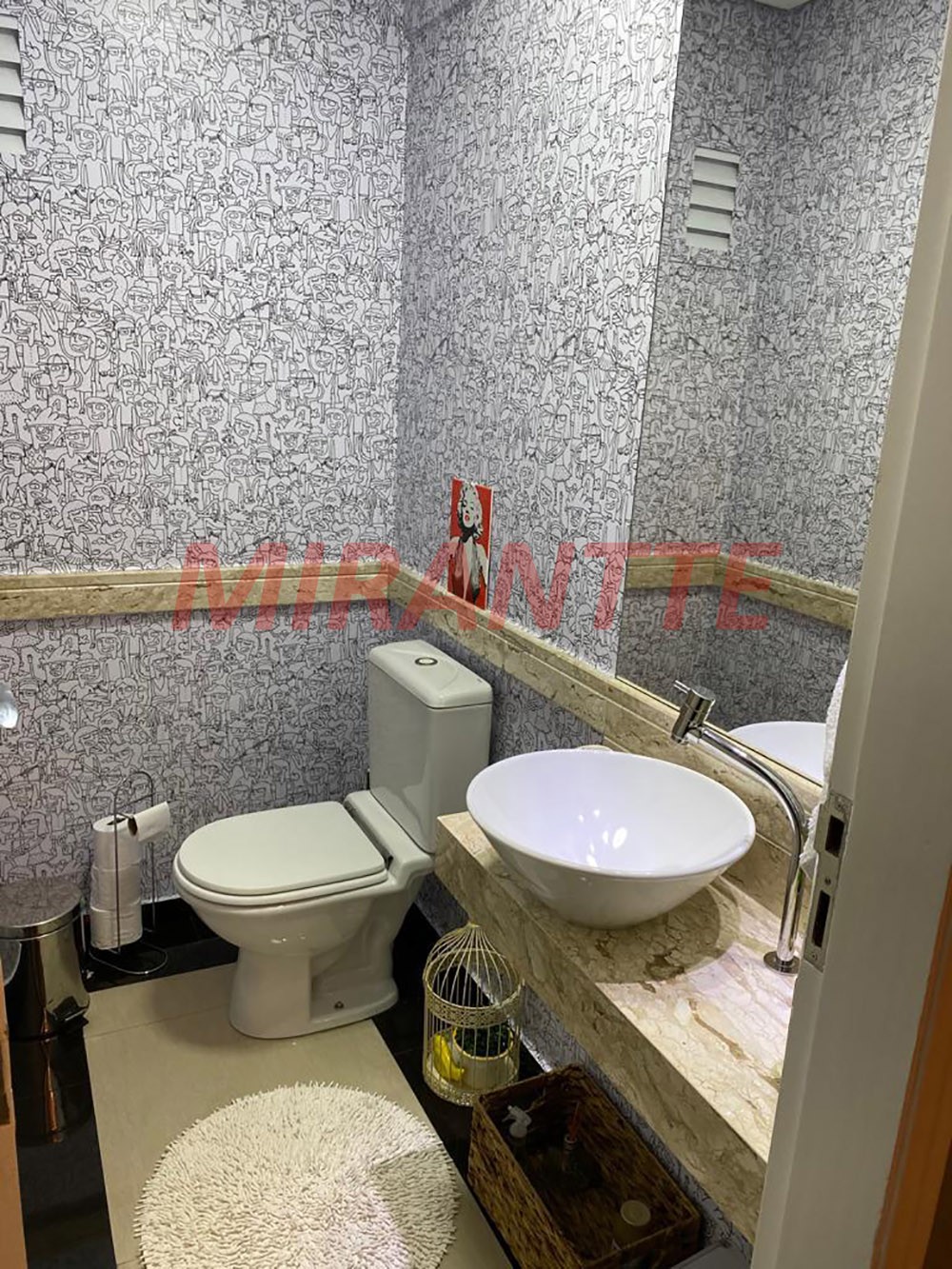 Apartamento de 256m² com 3 quartos em Santa Terezinha