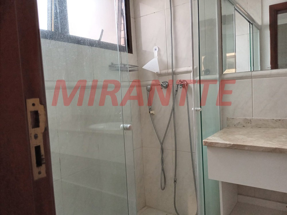 Apartamento de 190m² com 4 quartos em Água Fria