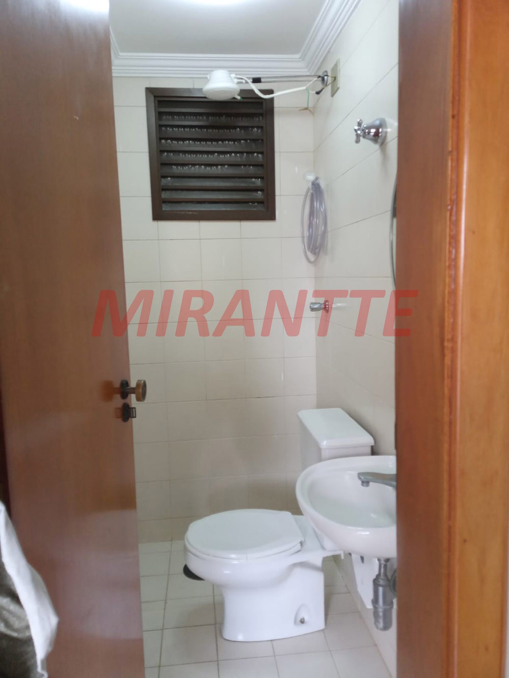 Apartamento de 190m² com 4 quartos em Água Fria
