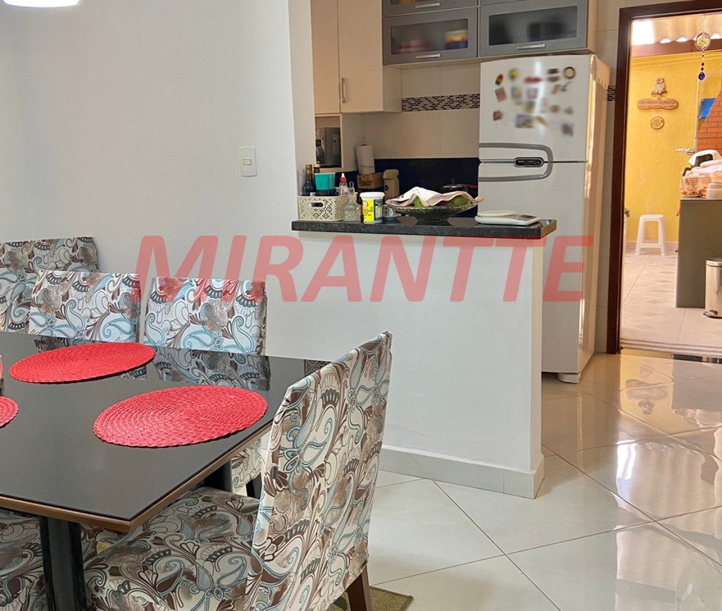 Sobrado de 127m² com 3 quartos em Parque Continental