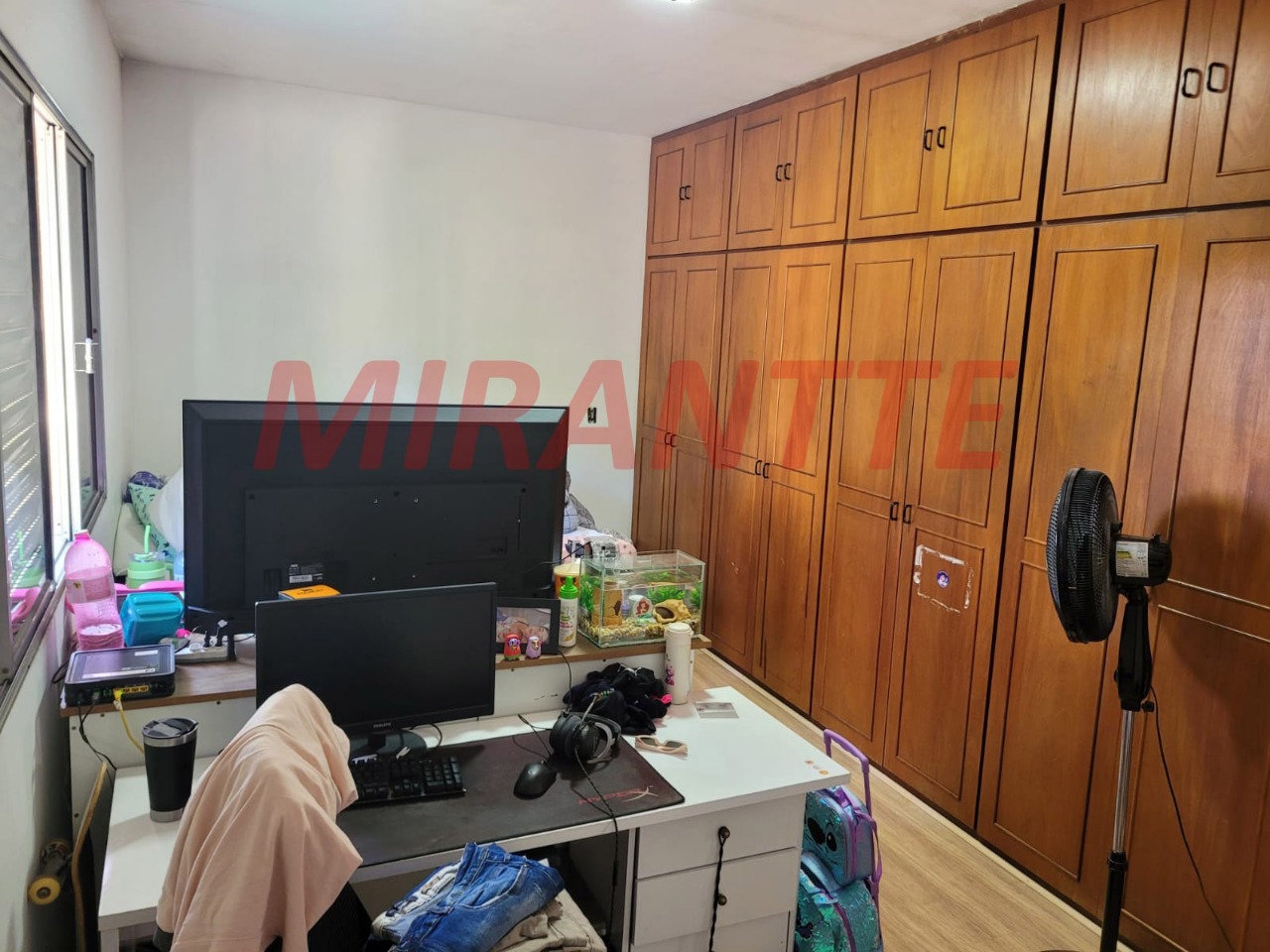 Sobrado de 298m² com 5 quartos em Jardim Guapíra