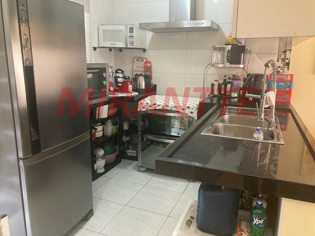 Sobrado de 145m² com 4 quartos em Parada Inglesa