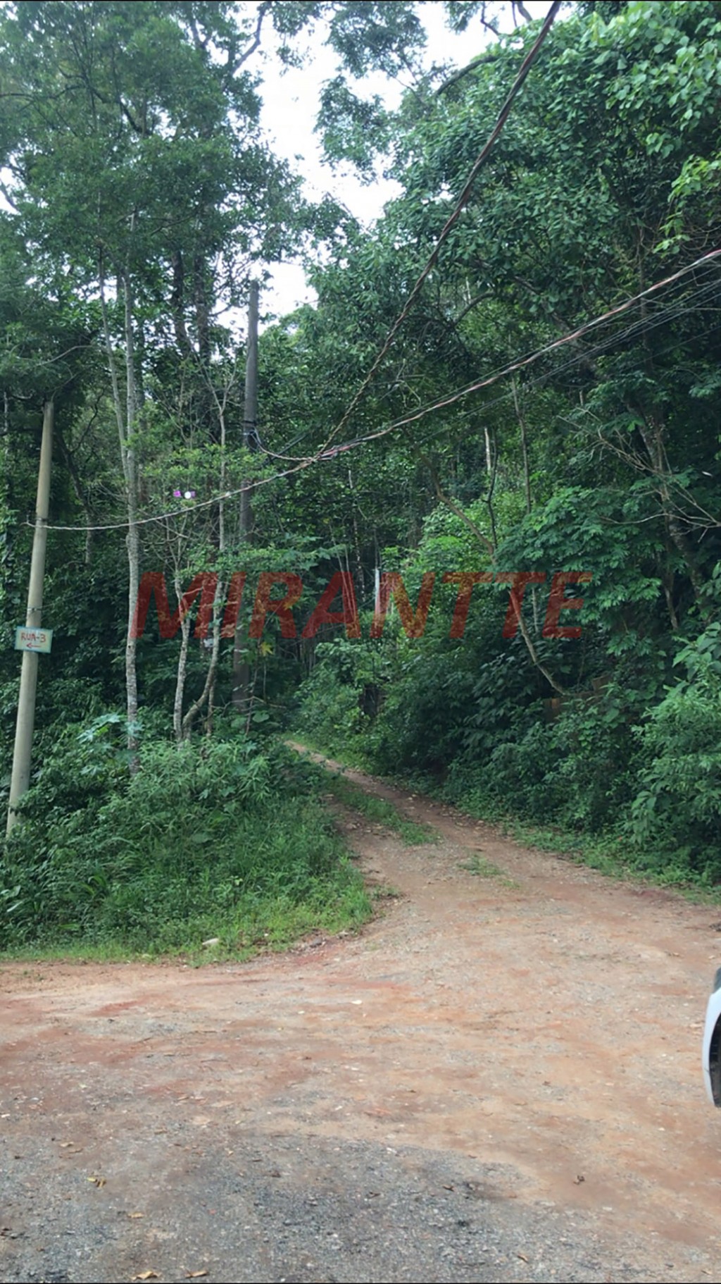 Terreno de 804m² em Serra da Cantareira