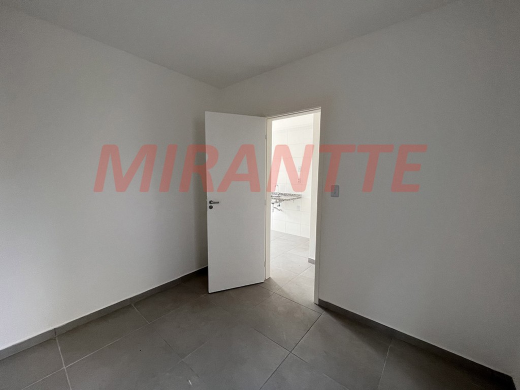 Apartamento de 37m² com 2 quartos em Vila Ema