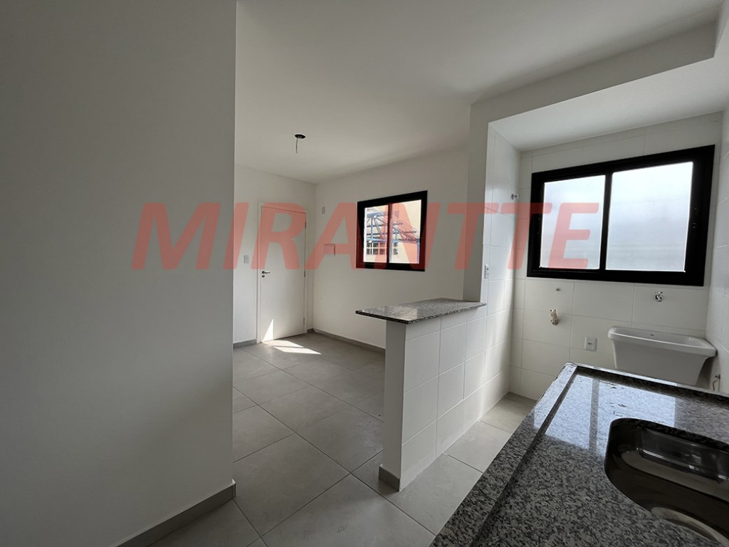 Apartamento de 37m² com 2 quartos em Vila Ema