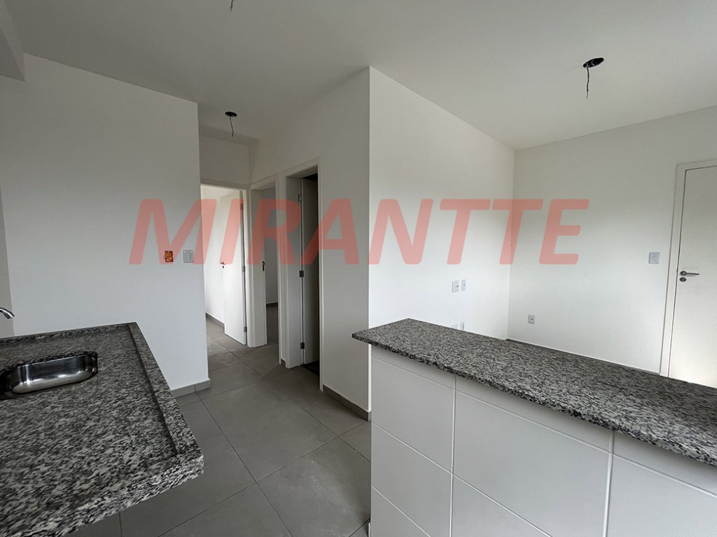 Apartamento de 37m² com 2 quartos em Vila Ema
