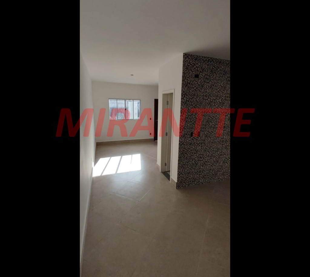 Sobrado de 64m² com 2 quartos em Vila Jacui