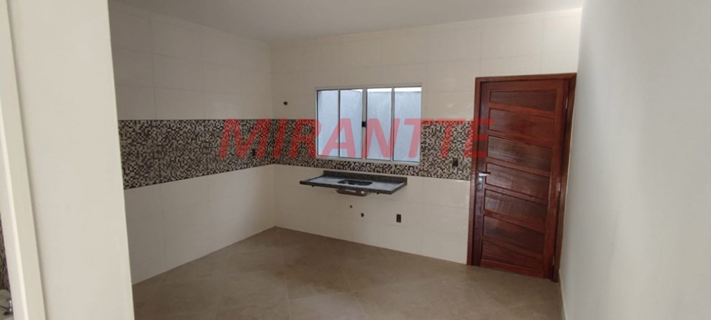 Sobrado de 64m² com 2 quartos em Vila Jacui