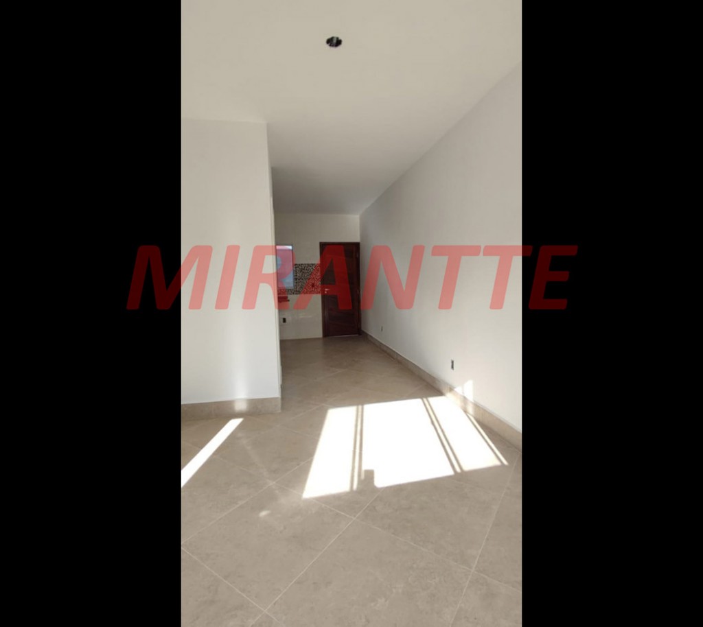 Sobrado de 64m² com 2 quartos em Vila Jacui