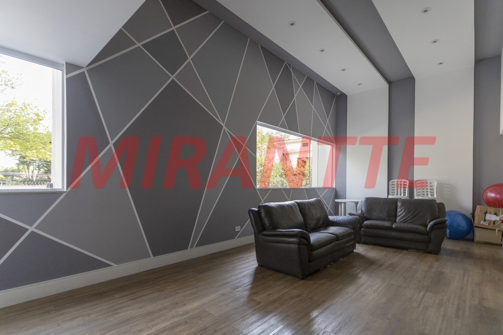 Apartamento de 72m² com 3 quartos em Santana