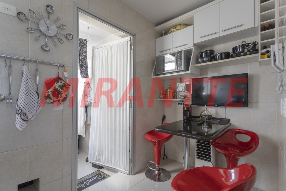 Apartamento de 72m² com 3 quartos em Santana