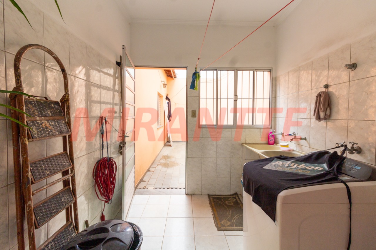 Sobrado de 145m² com 3 quartos em Vila Nova Mazzei