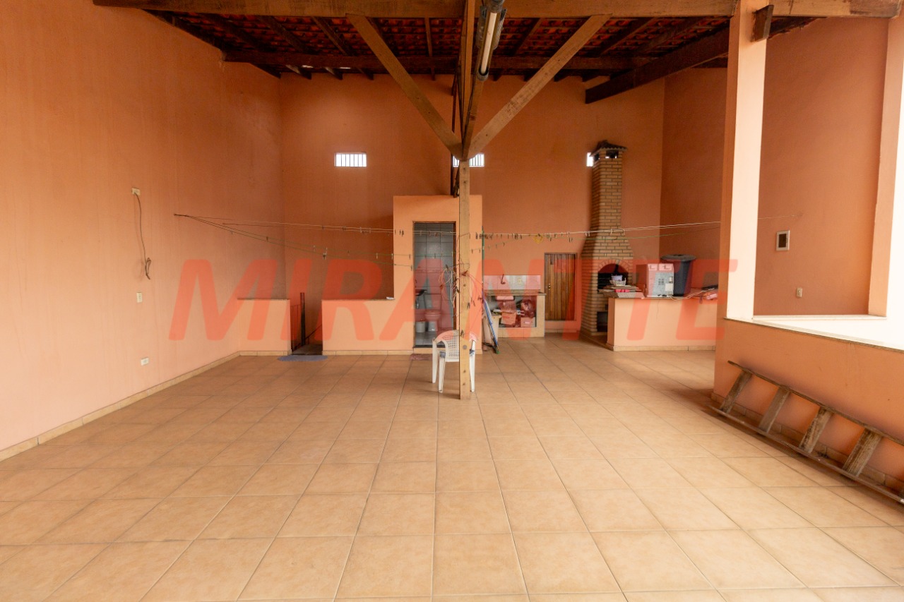 Sobrado de 145m² com 3 quartos em Vila Nova Mazzei