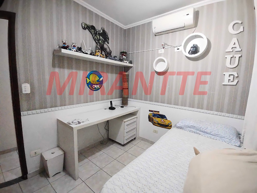 Sobrado de 260m² com 3 quartos em Jardim Virginia Bianca