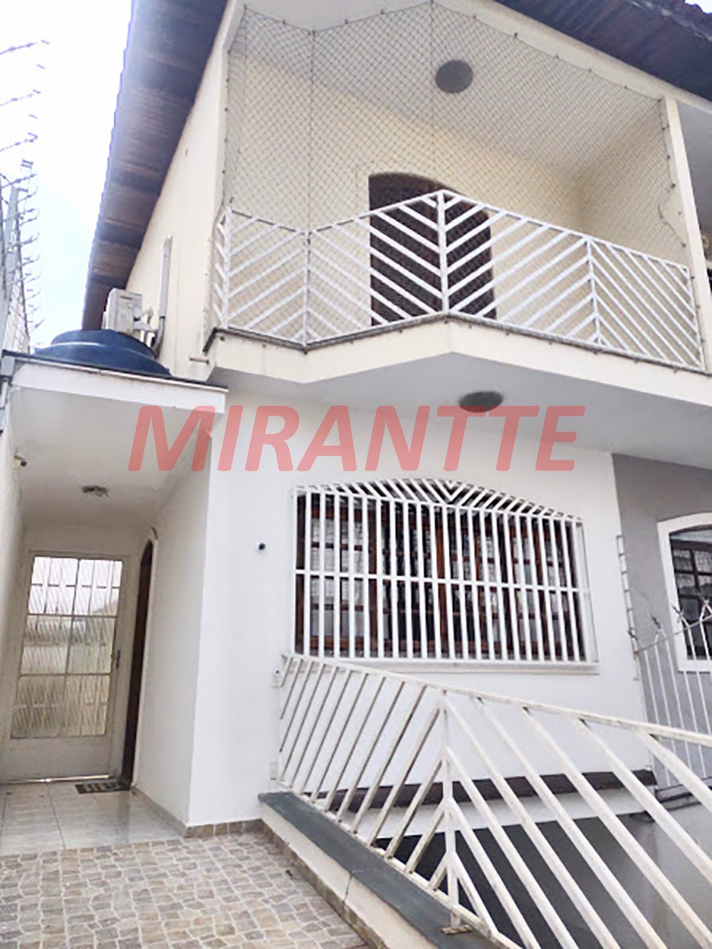 Sobrado de 260m² com 3 quartos em Jardim Virginia Bianca