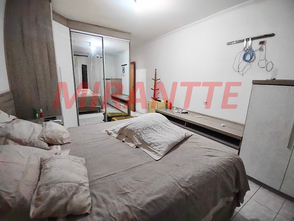 Sobrado de 260m² com 3 quartos em Jardim Virginia Bianca