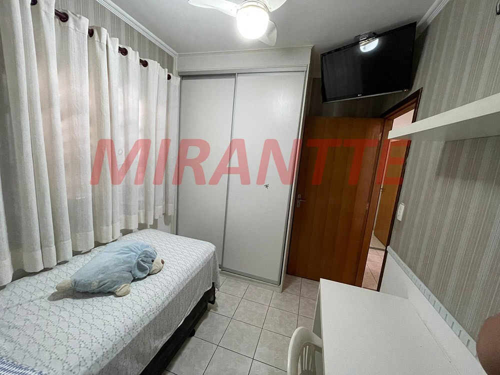 Sobrado de 260m² com 3 quartos em Jardim Virginia Bianca