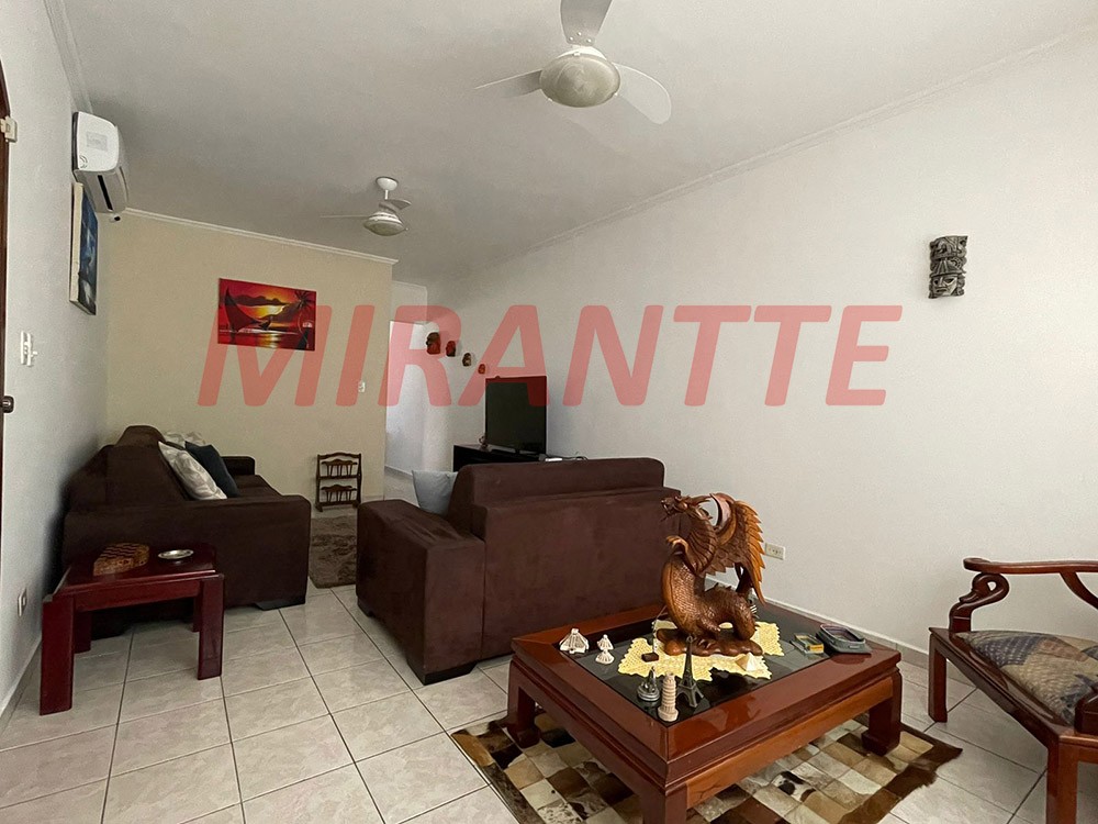 Sobrado de 260m² com 3 quartos em Jardim Virginia Bianca