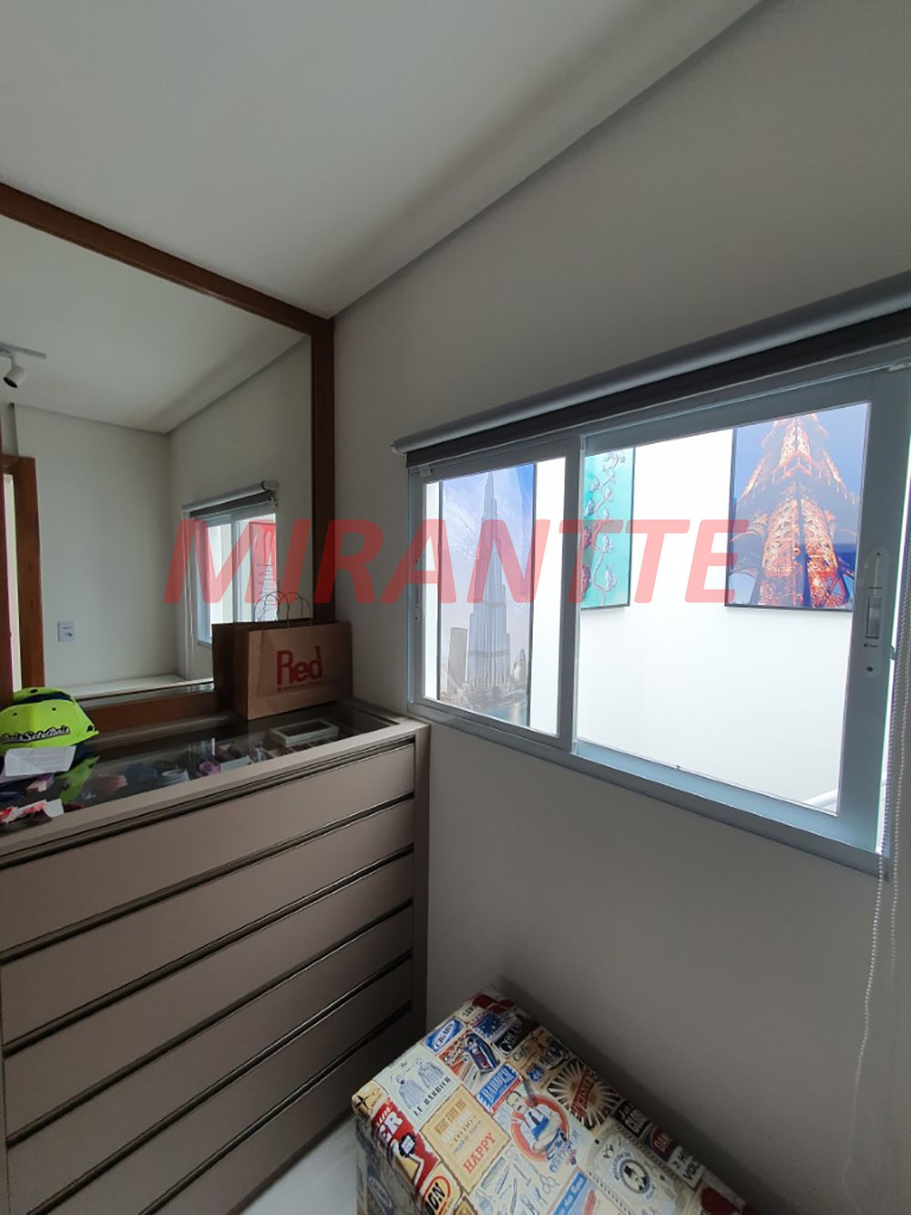 Sobrado de 182m² com 3 quartos em Vila Roque