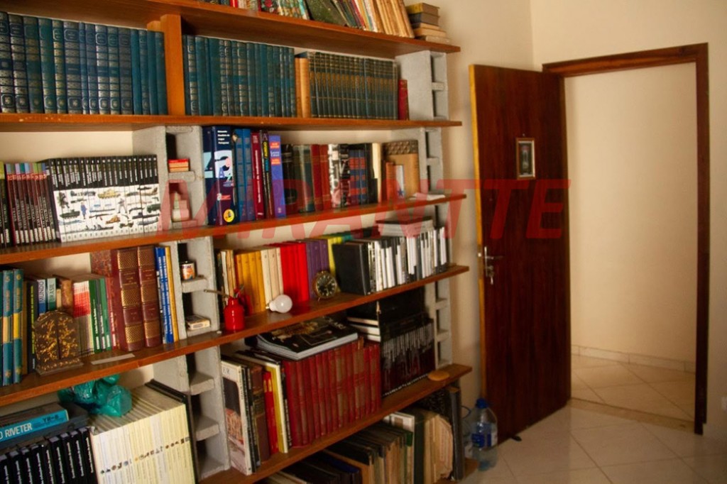 Casa terrea de 120m² com 3 quartos em Vila Irmaos Arnoni