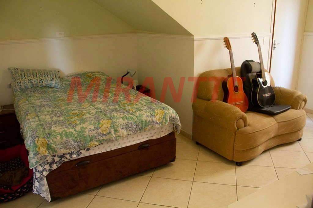 Casa terrea de 120m² com 3 quartos em Vila Irmaos Arnoni