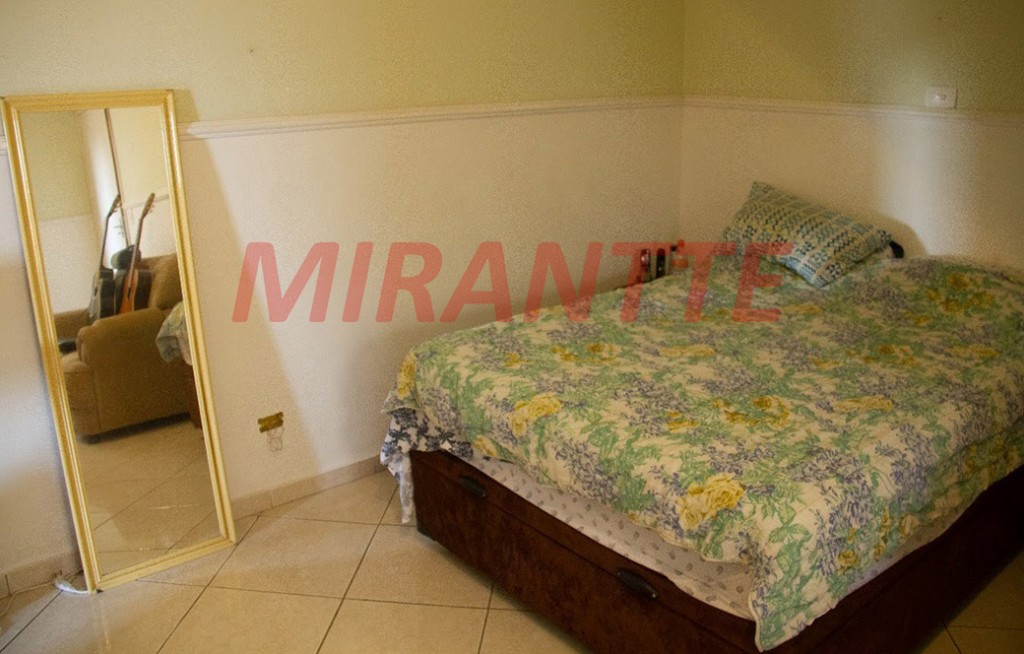 Casa terrea de 120m² com 3 quartos em Vila Irmaos Arnoni