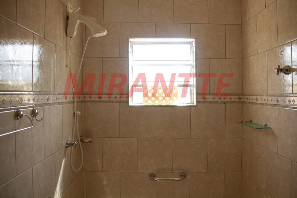 Casa terrea de 120m² com 3 quartos em Vila Irmaos Arnoni