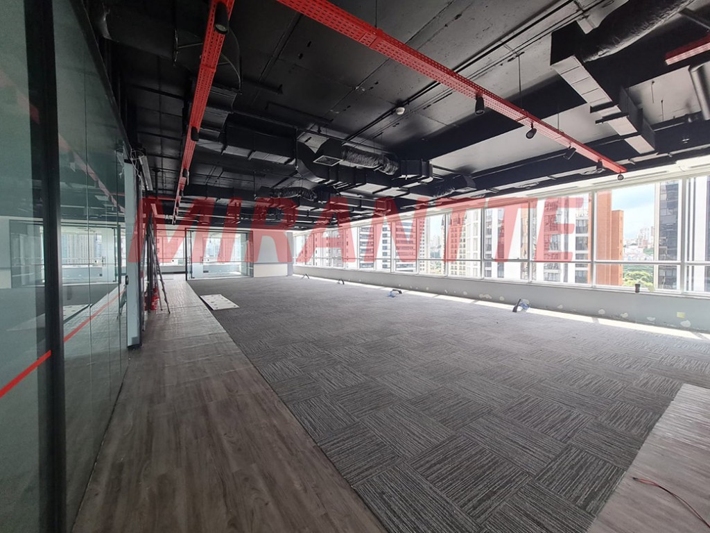 Comercial de 436m² em Cidade Monções