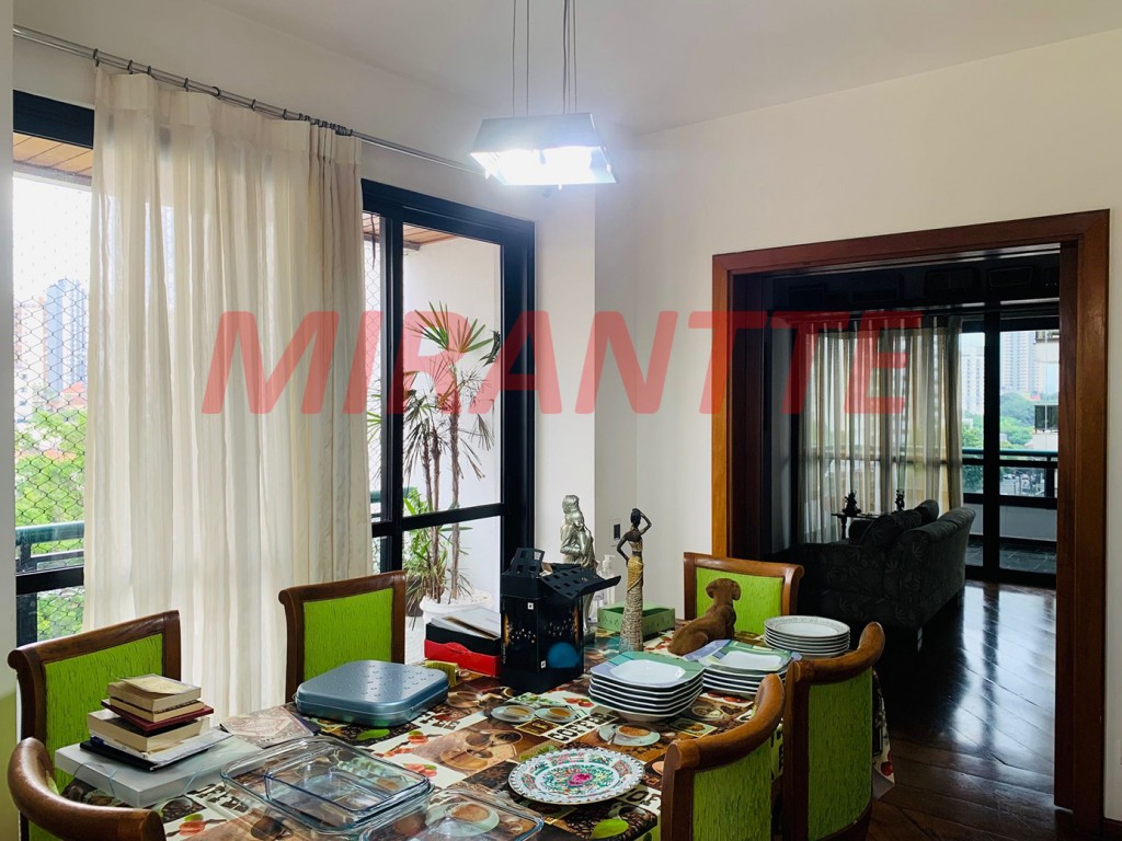 Apartamento de 240m² com 4 quartos em Santana