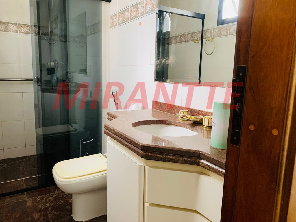 Apartamento de 240m² com 4 quartos em Santana