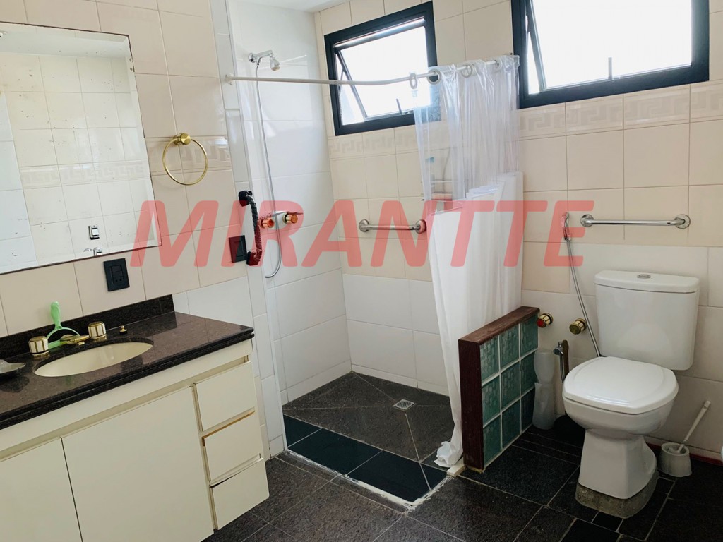 Apartamento de 240m² com 4 quartos em Santana
